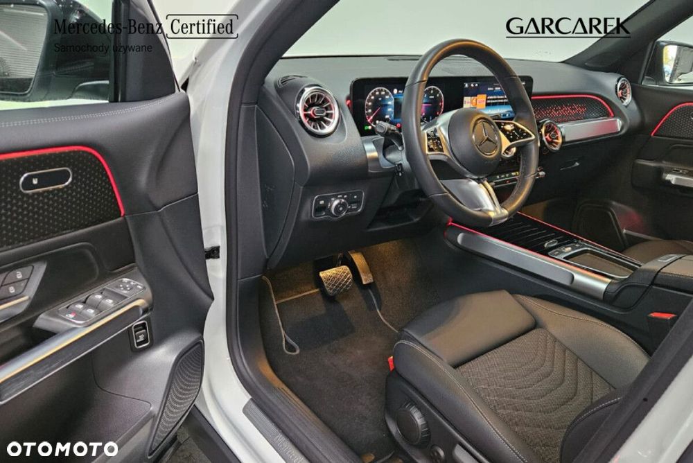 Mercedes-Benz GLB - 19