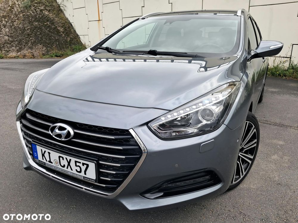 Hyundai i40 Kombi 2.0 Premium - 1