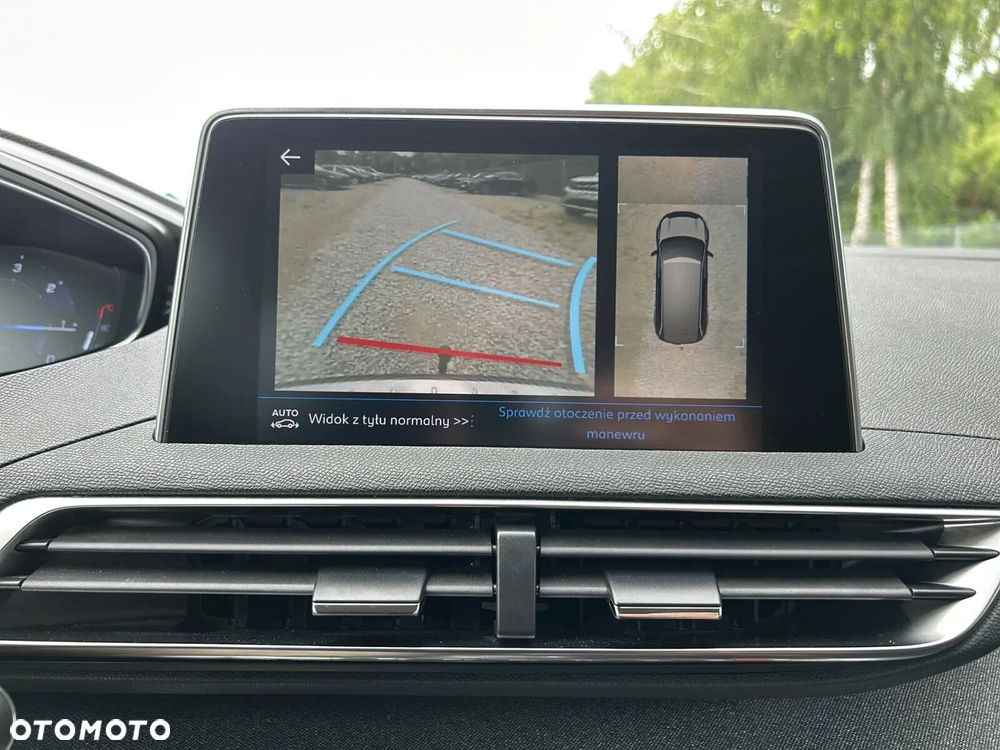 Peugeot 5008 - 32
