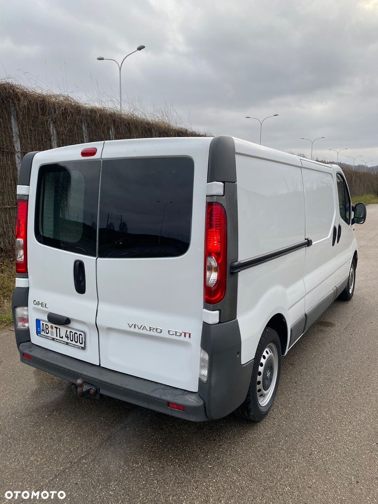 Opel Vivaro - 5