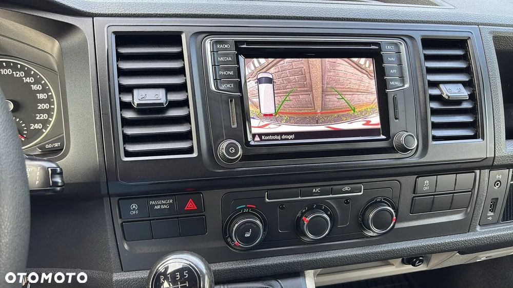 Volkswagen Transporter T6 - 15