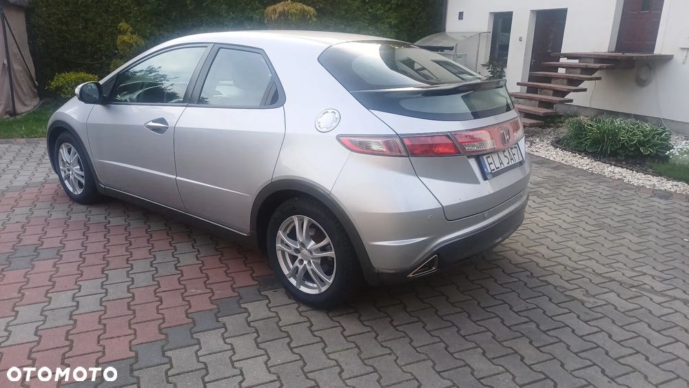 Honda Civic 1.8i-VTEC Comfort - 9