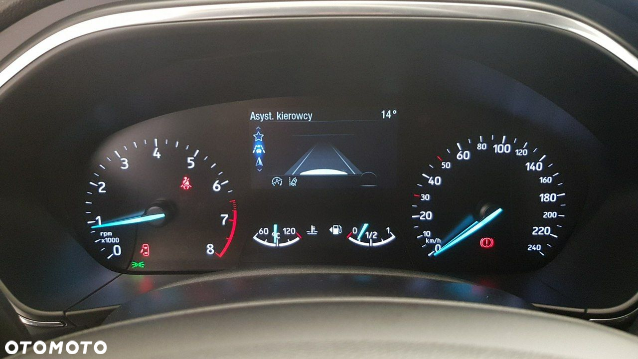 Ford Focus - 25