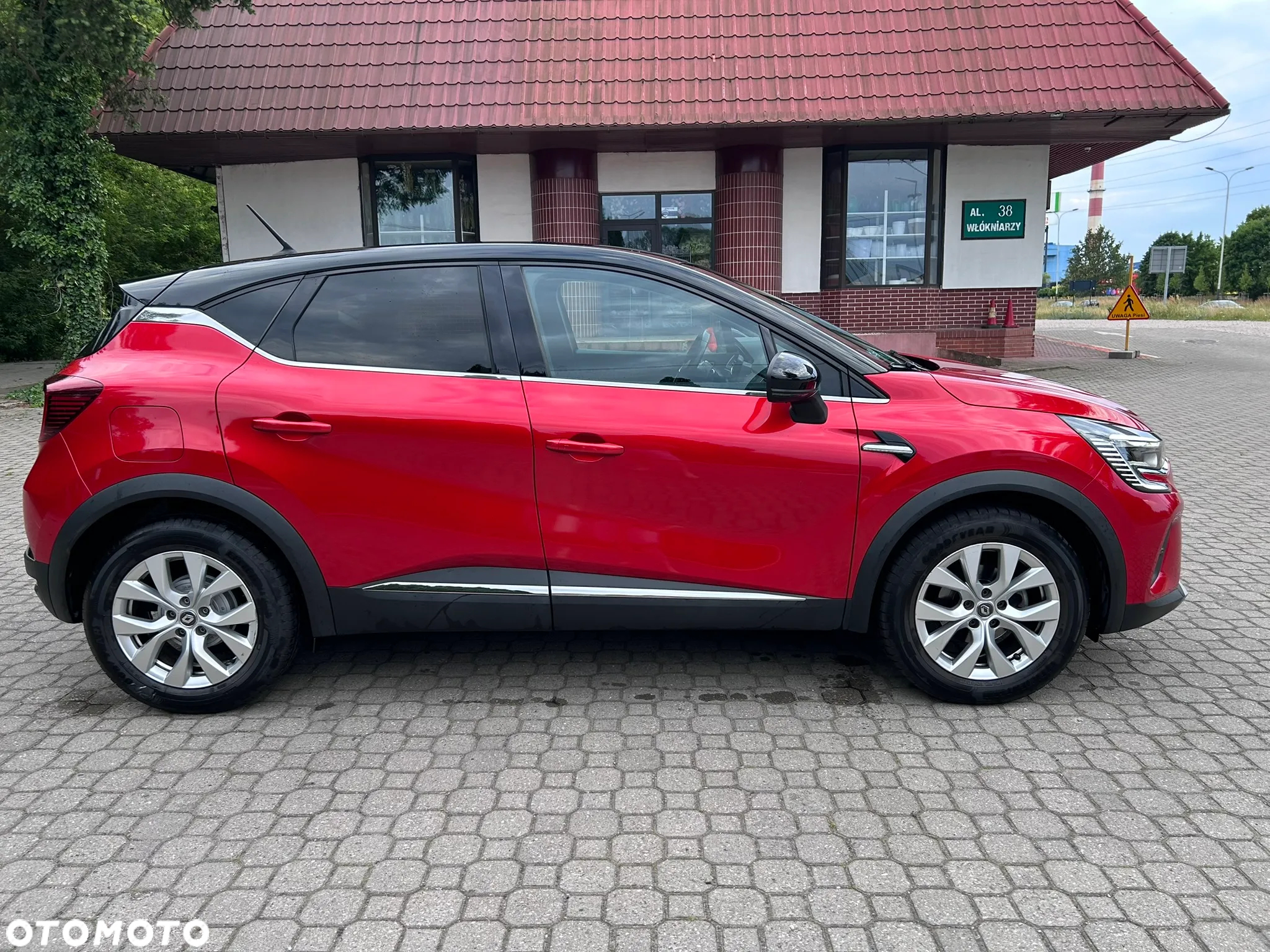 Renault Captur 1.0 TCe Intens - 4