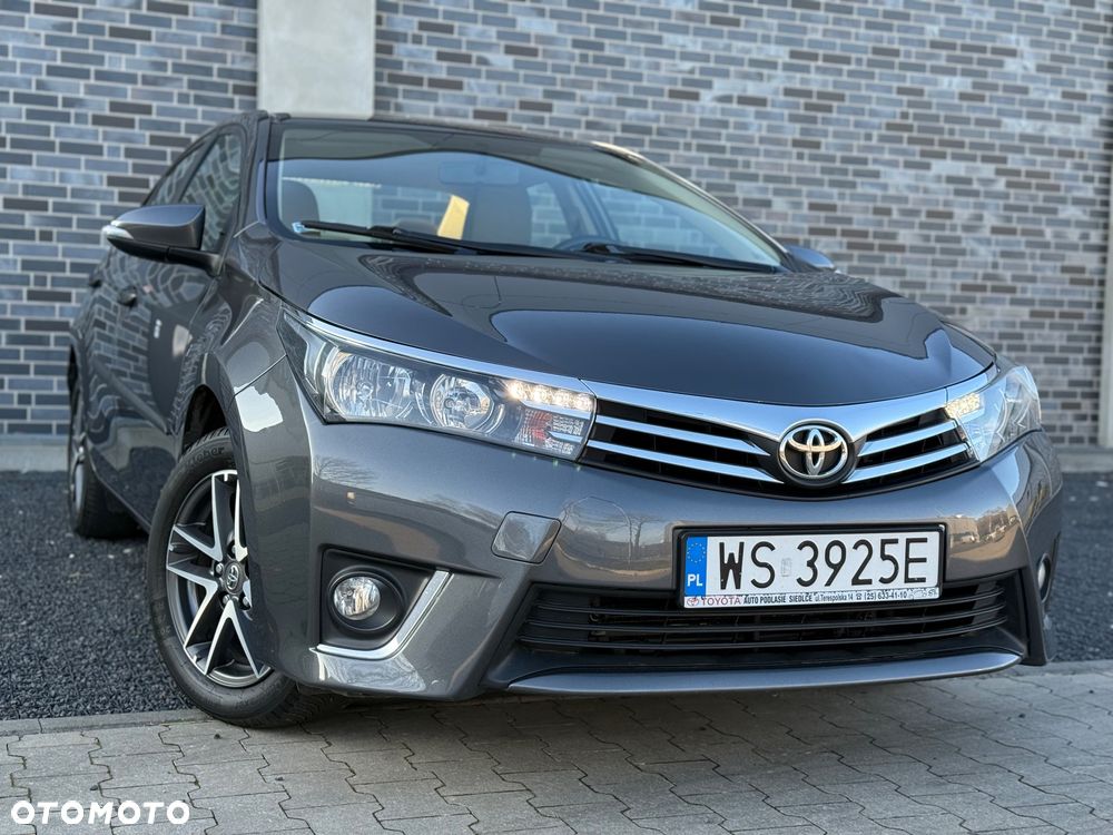 Toyota Corolla 1.6 Premium - 3