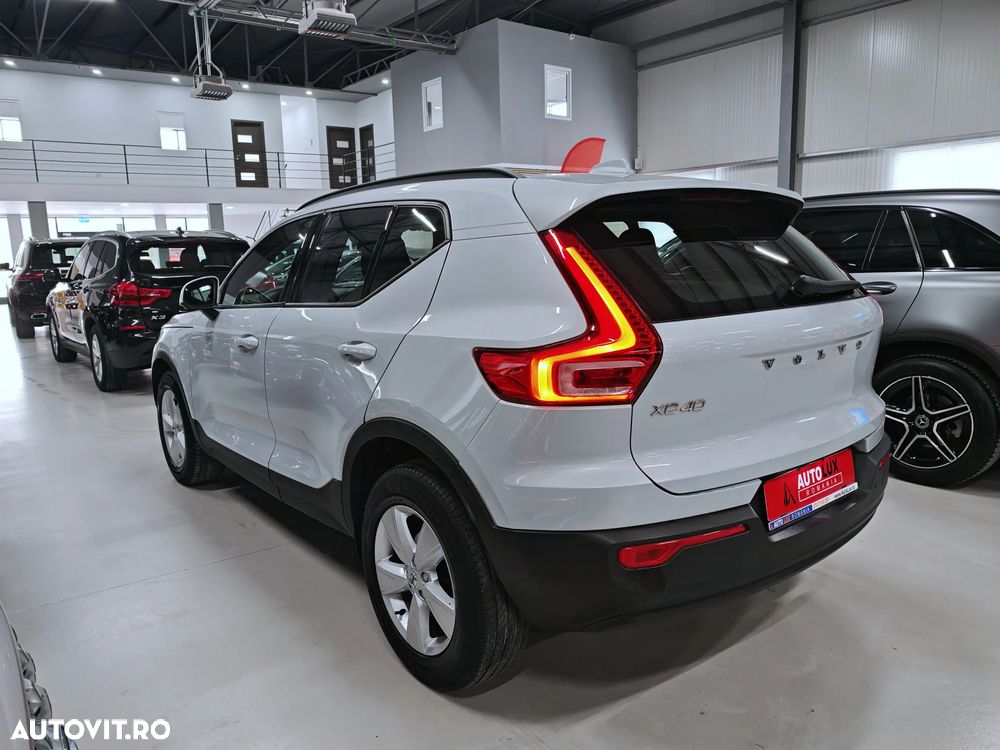 Volvo XC 40 T2 AT8 Momentum - 5