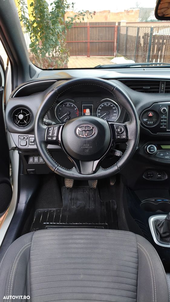Toyota Yaris 1.5 L VVT-iE Start - 2