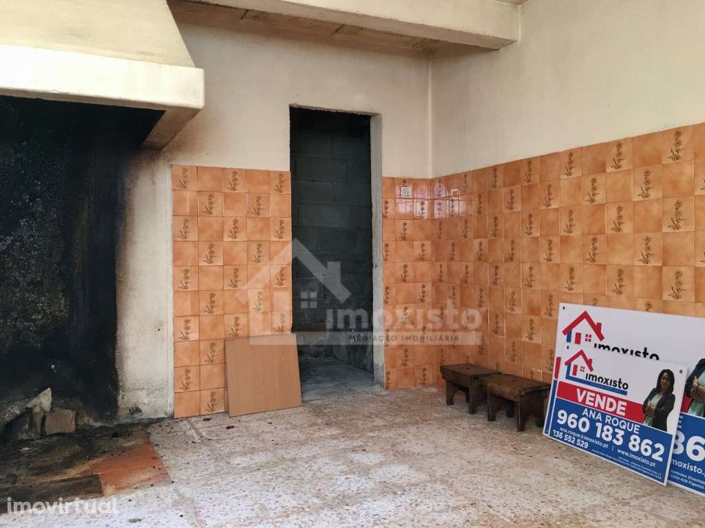 Moradia T3 com terreno e anexo em Figueiró dos Vinhos - Grande imagem: 3/43