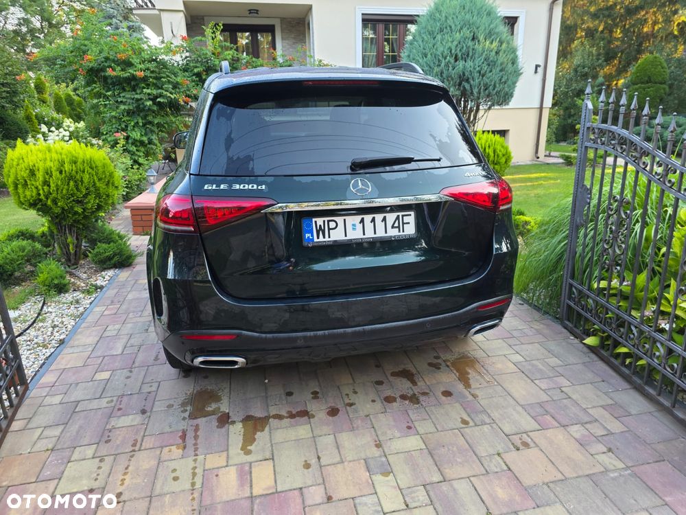Mercedes-Benz GLE 300 d 4-Matic - 3
