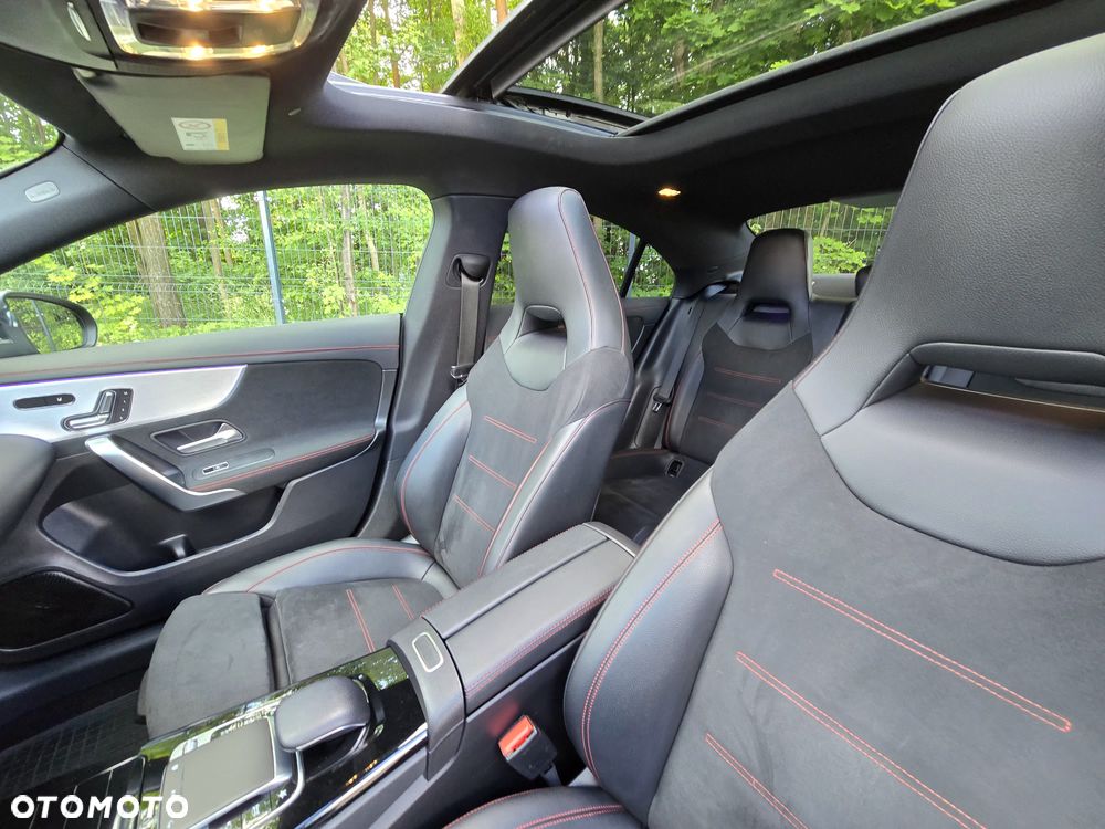 Mercedes-Benz CLA 220 AMG Line 7G-DCT - 7