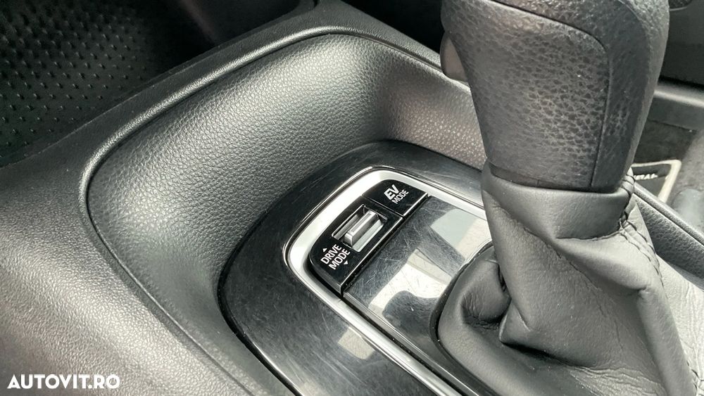 Toyota Corolla 1.8 HSD TS Eco - 24