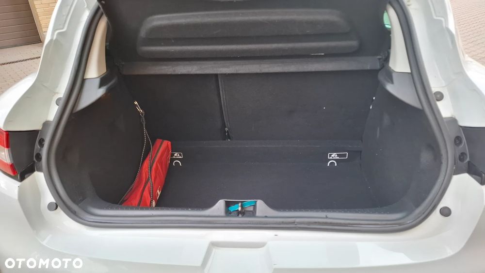 Renault Clio 1.2 16V Life - 20