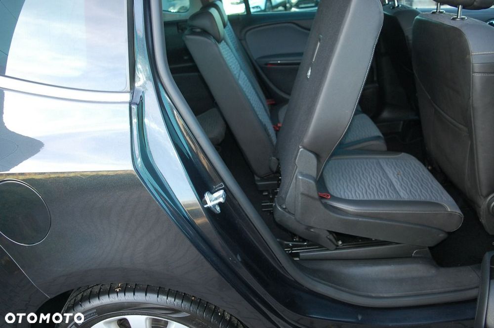 Opel Zafira - 29