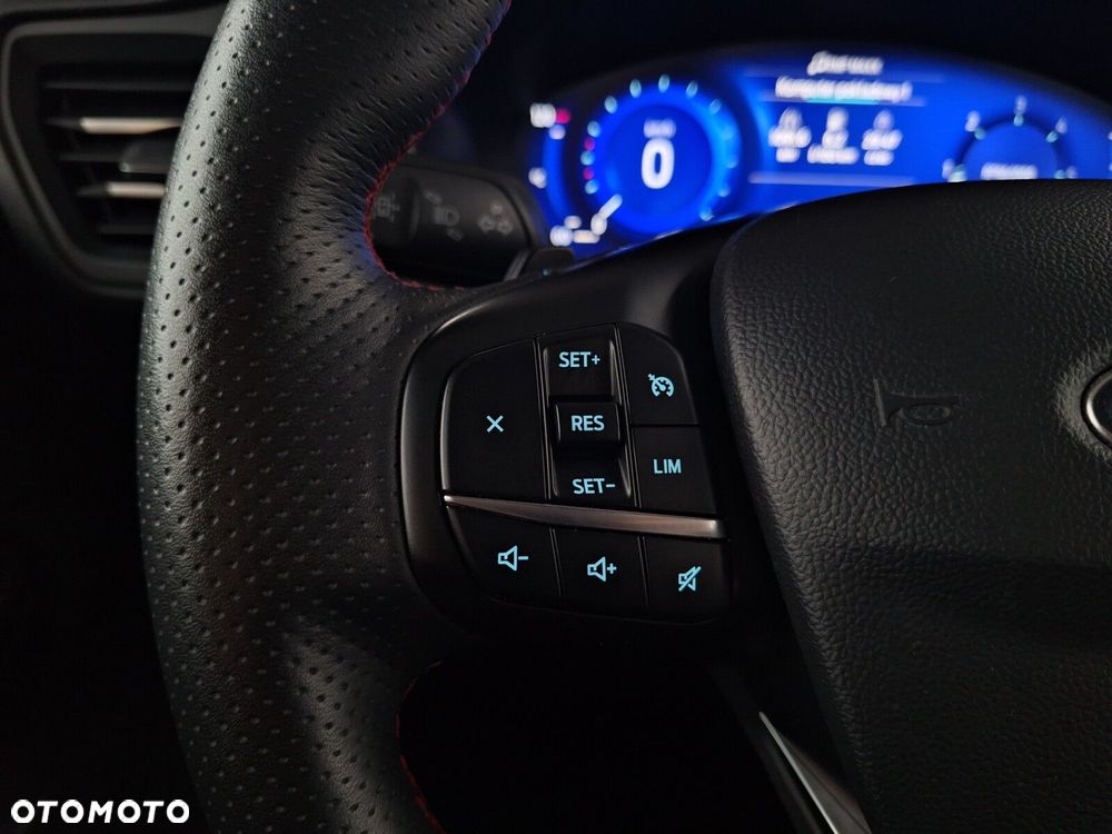 Ford Kuga 2.0 EcoBlue AWD ST-Line - 38