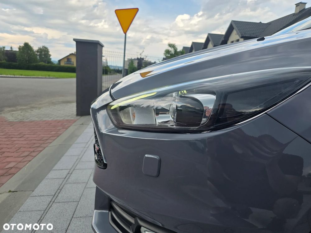 Ford Focus 2.0 EcoBoost ST-2 - 27