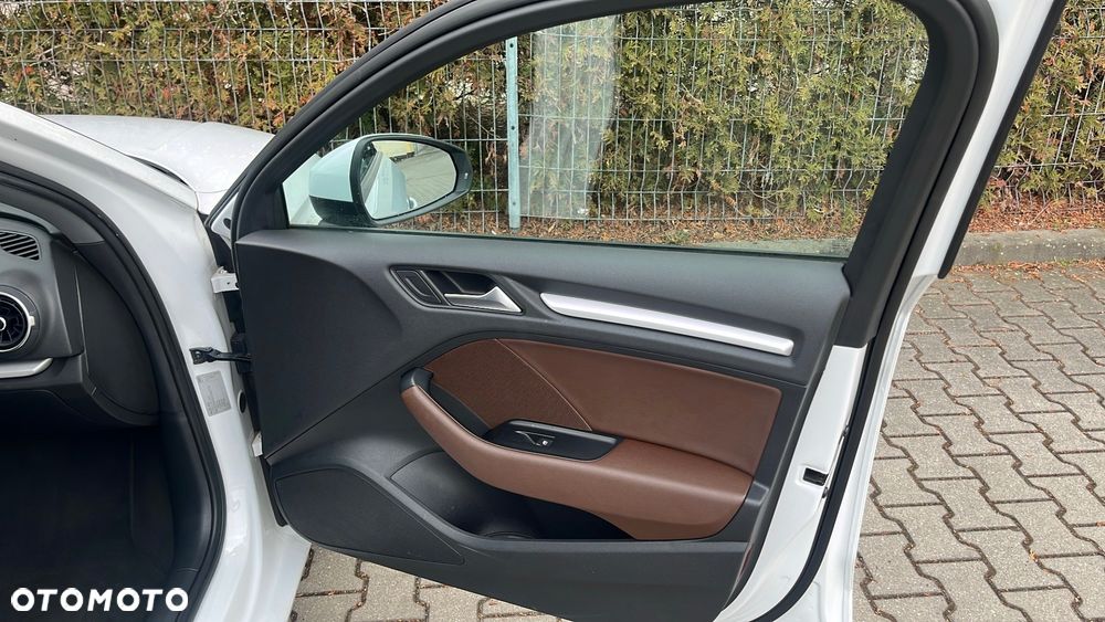 Audi A3 Limousine 1.6 TDI S tronic - 24