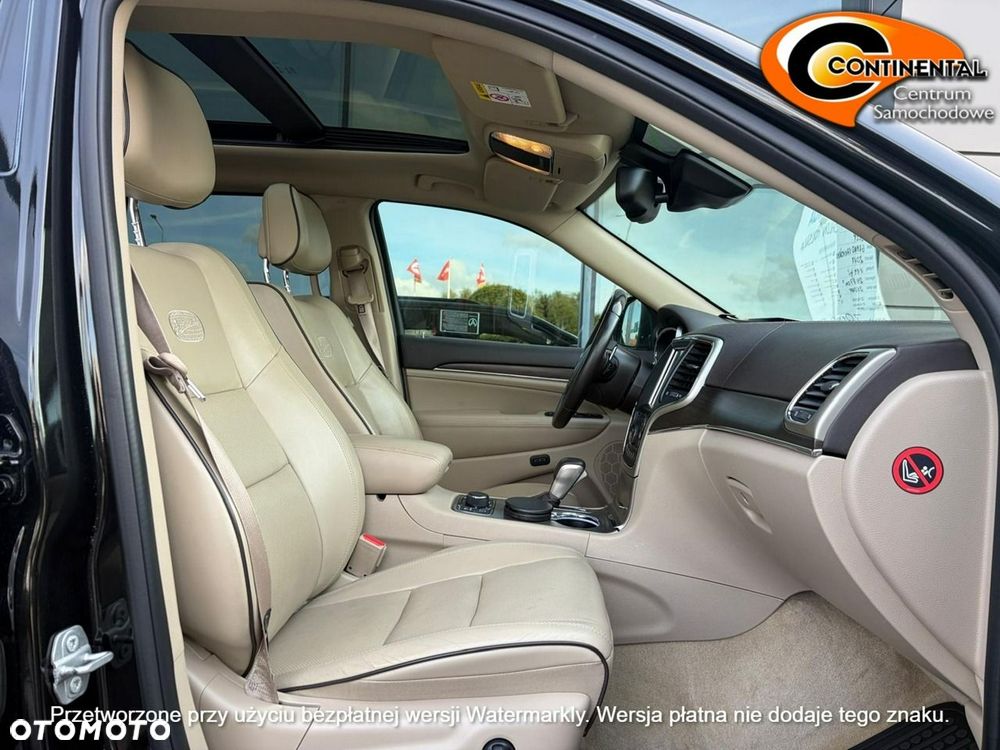 Jeep Grand Cherokee - 8