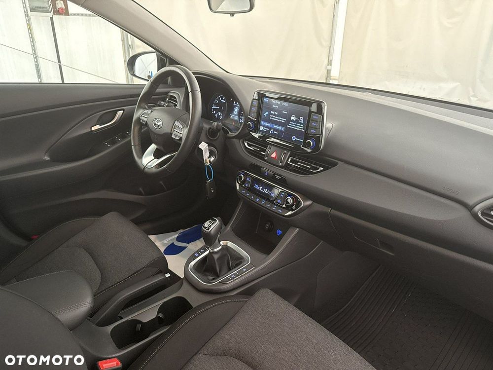 Hyundai i30 - 24