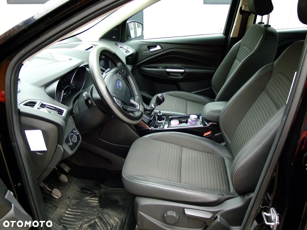 Ford Kuga 1.5 EcoBoost FWD Titanium ASS GPF - 9