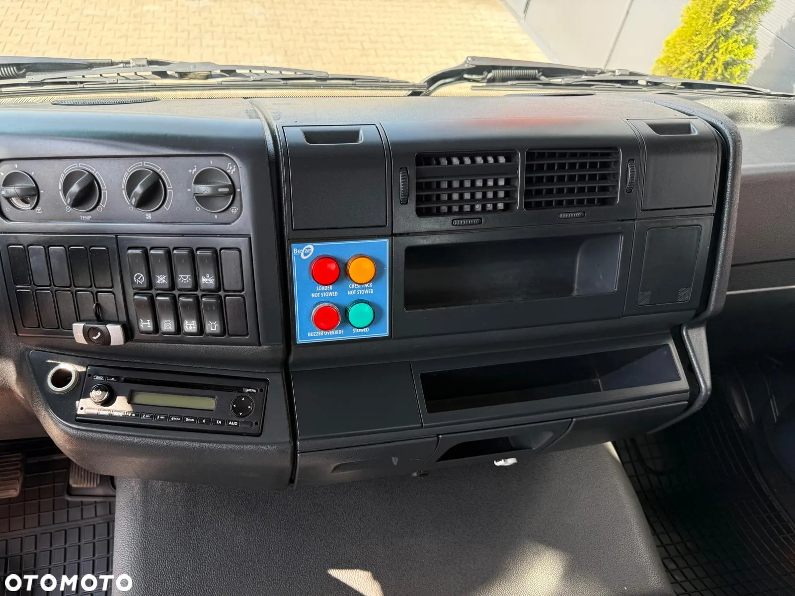 MAN TGM TGL TGS 18.250 // E5 // wywrotka 3-S + HDS HMF 1420 - K2 // budowlanka // energetyka //żuraw dzwig kran crane // Świeżo sprowadzony - 40