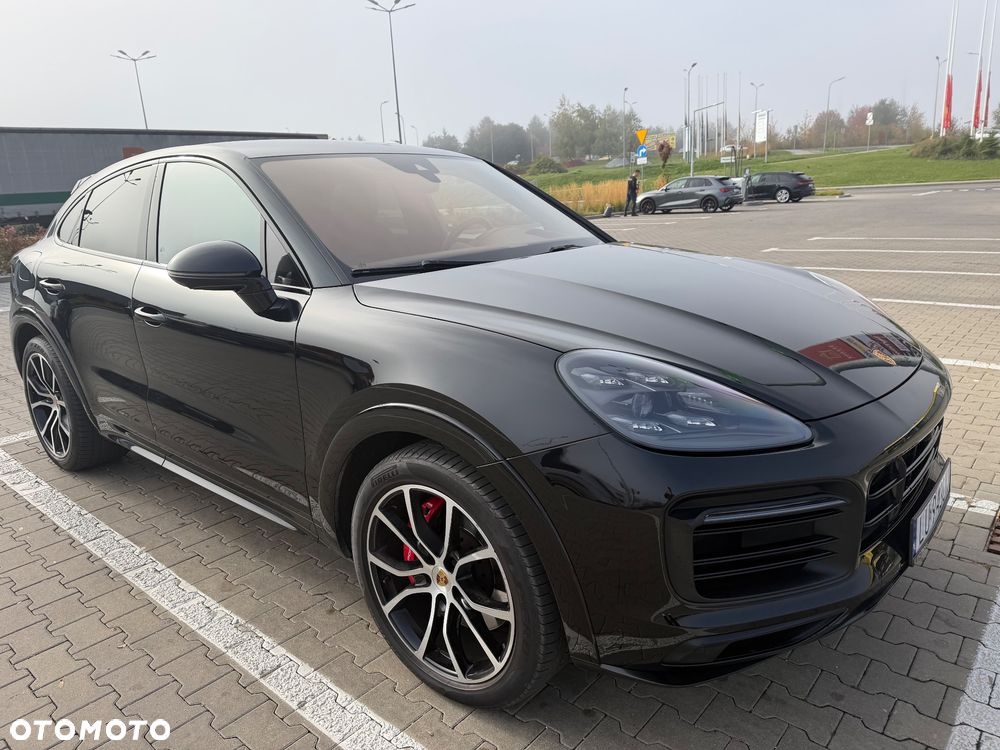 Porsche Cayenne GTS - 9