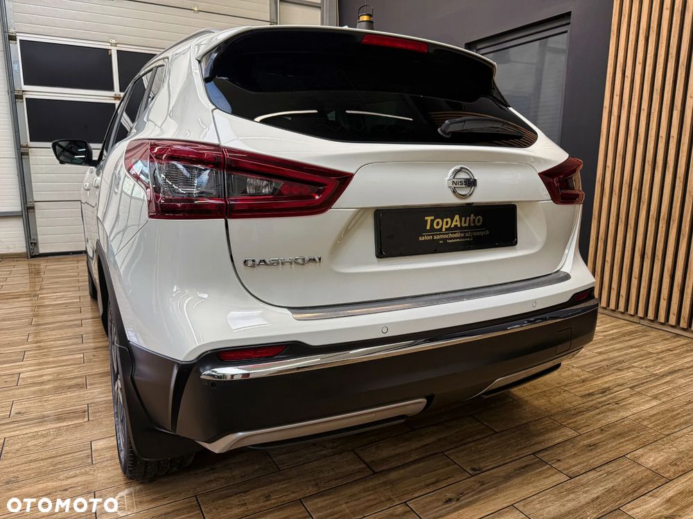 Nissan Qashqai 1.3 DIG-T DCT TEKNA - 9