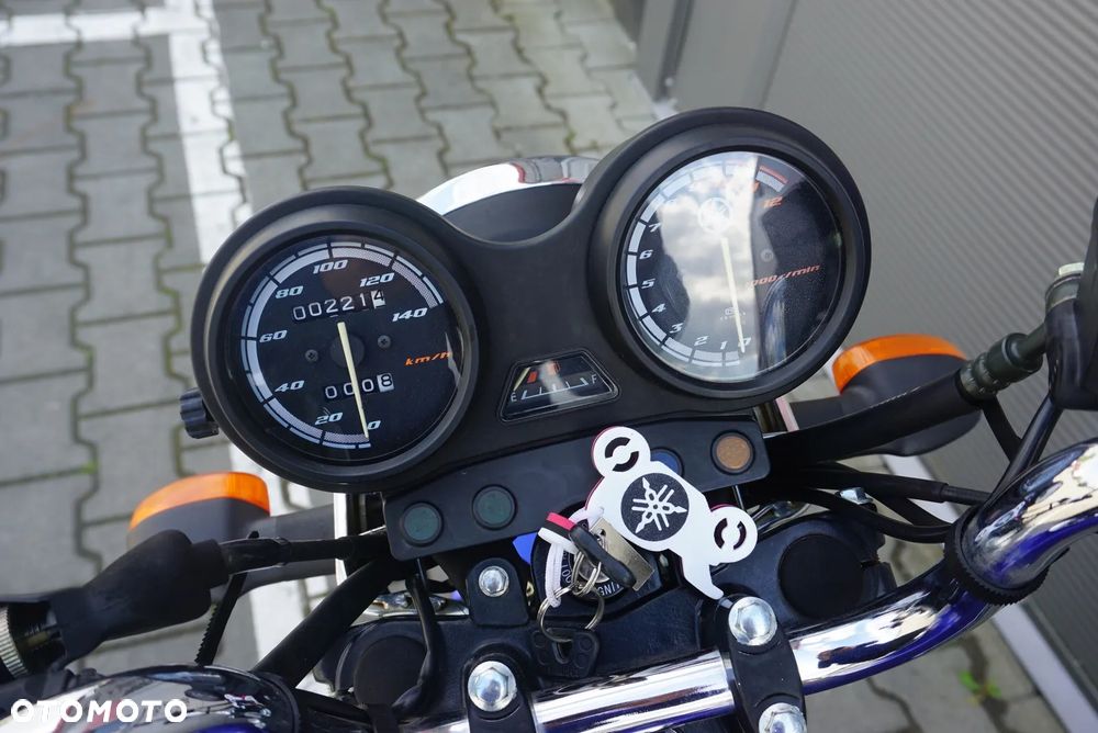 Yamaha YBR - 19