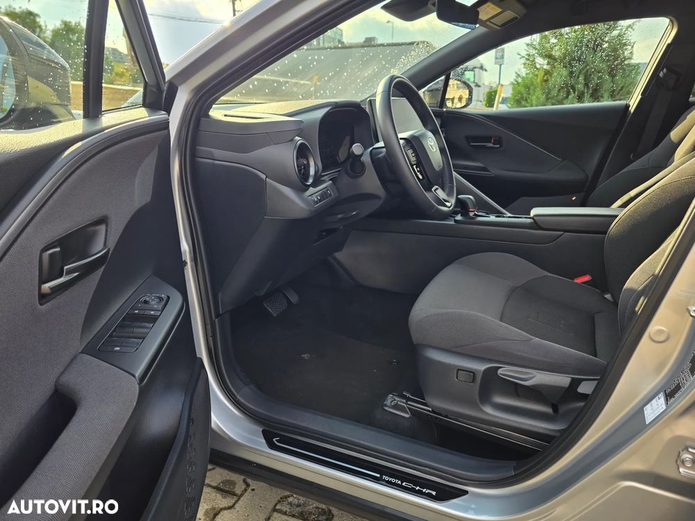 Toyota C-HR 2.0 HEV 197 CP 4x2 CVT Dynamic - 22