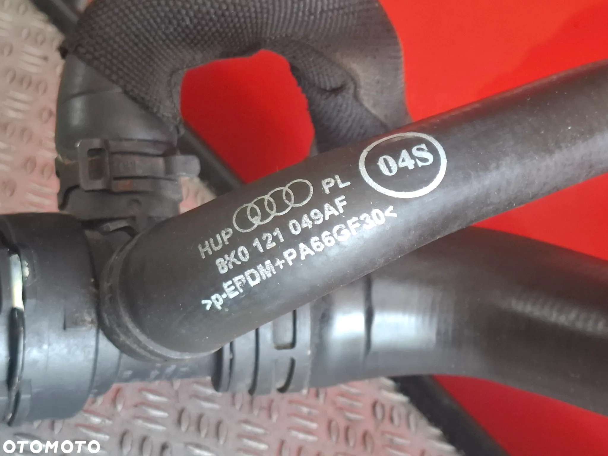 Rura wąż wody Audi A4 B8 nr 8K0121049AF - 2