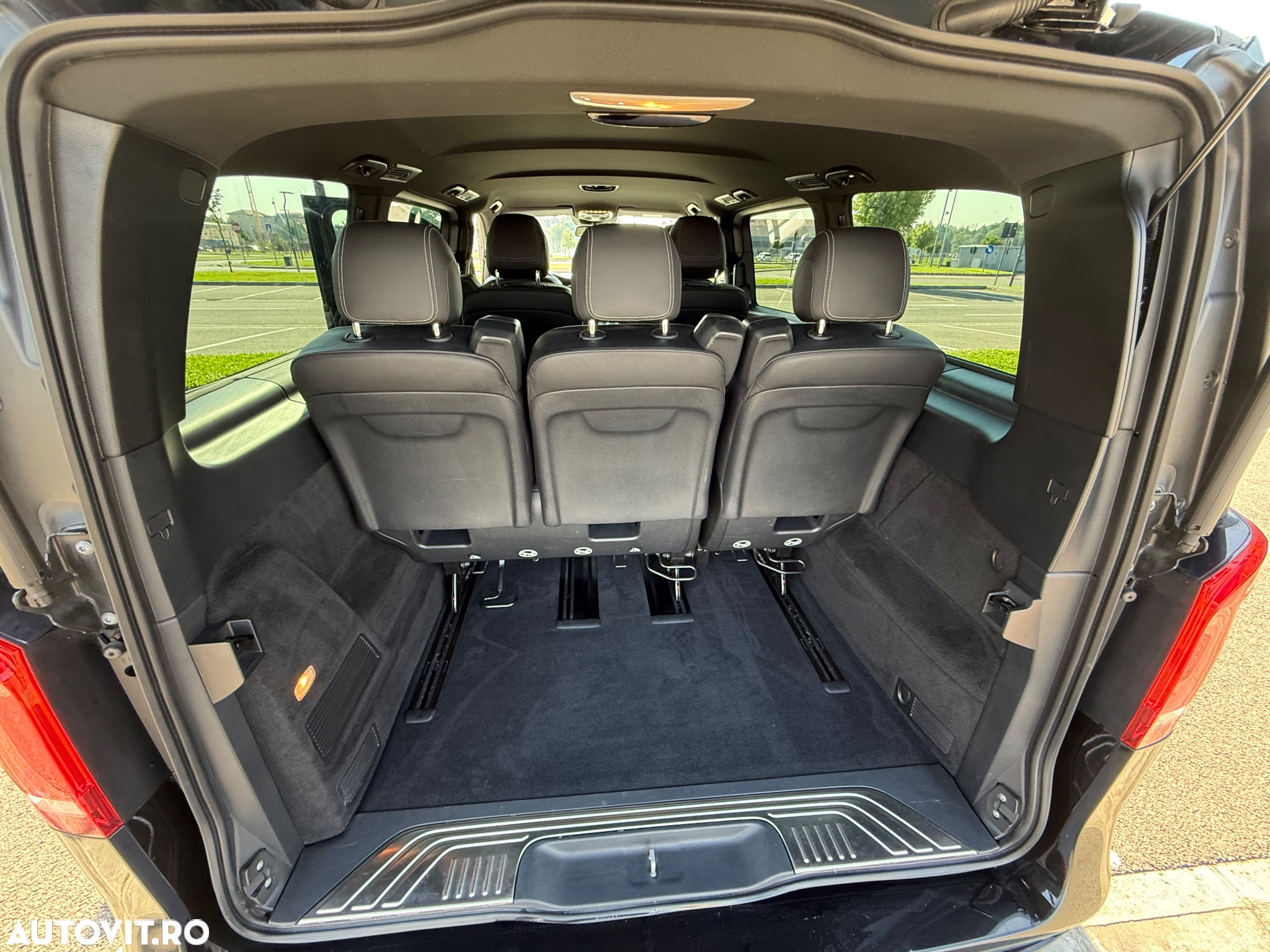 Mercedes-Benz V 300 d lang 4Matic 9G-TRONIC Avantgarde Edition 2021 - 25