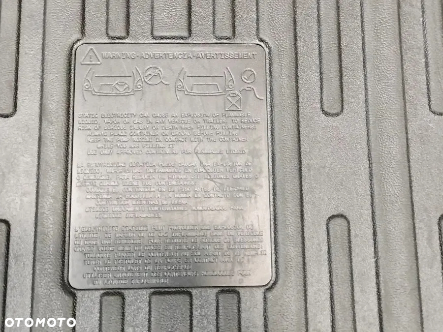 TOYOTA HIGHLANDER 20-24r Dywanik Gumowy Wykładzina - 3