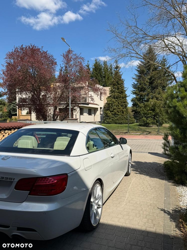 BMW Seria 3 335i - 12