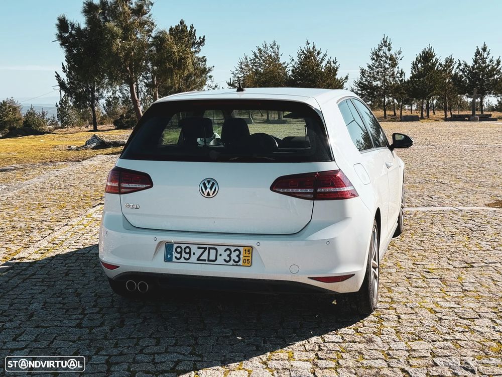 VW Golf GTD (BlueMotion ) - 4