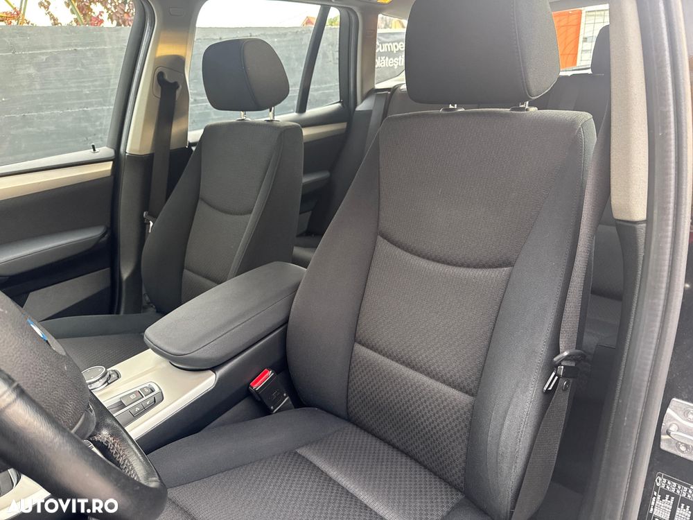 BMW X3 xDrive20d Aut. - 28