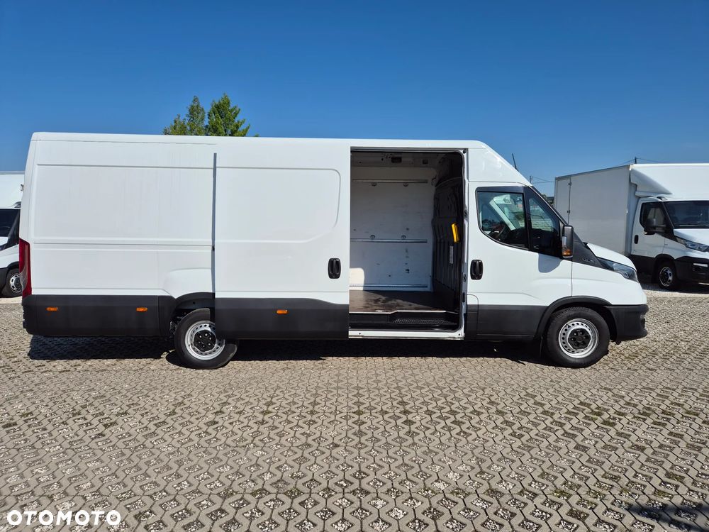 Iveco Daily 35S16 L4H2 blaszak MAXI, klimatyzacja, tempomat, 80 400KM - 5