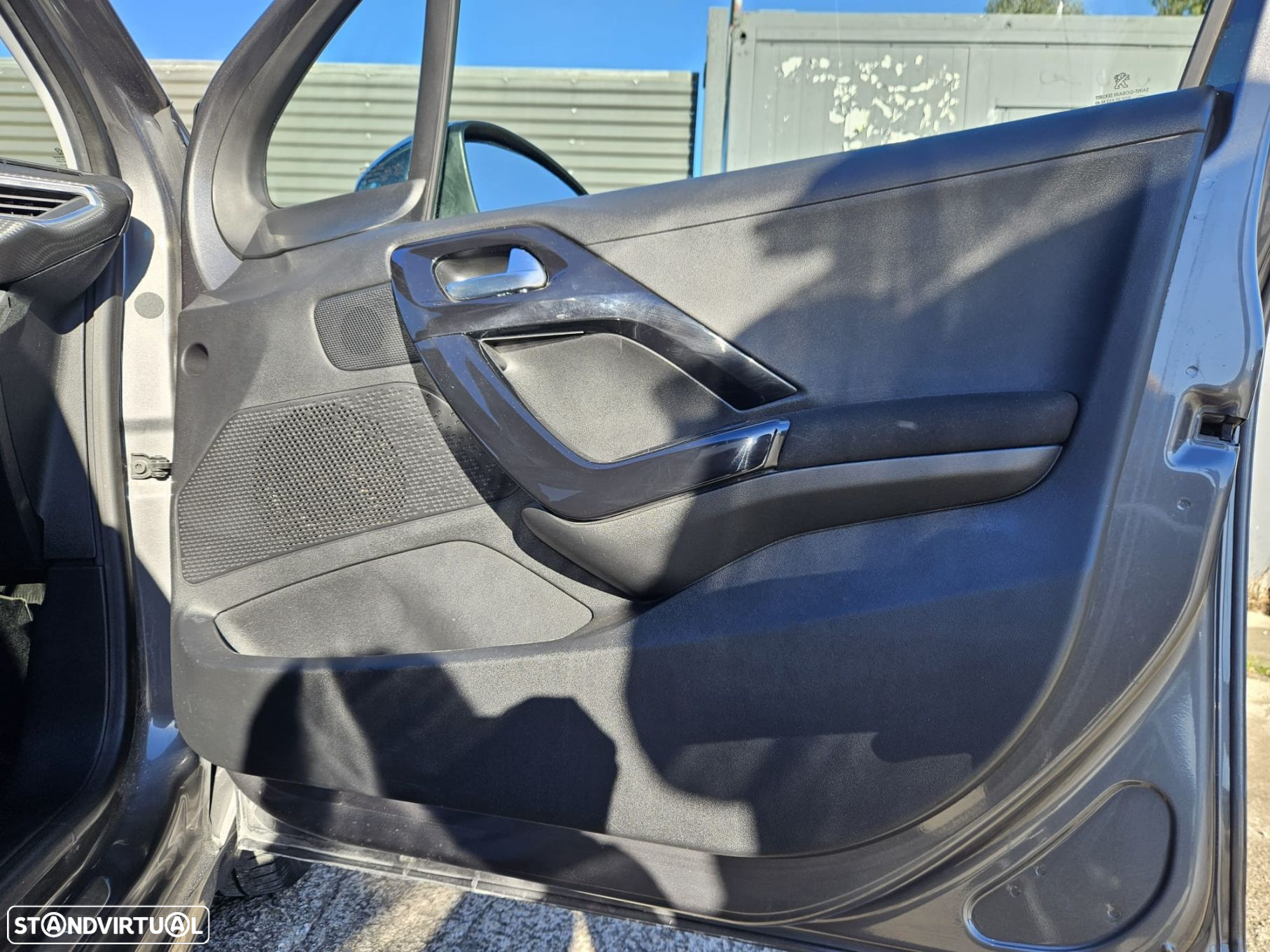 Peugeot 208 1.2 PureTech Signature - 44