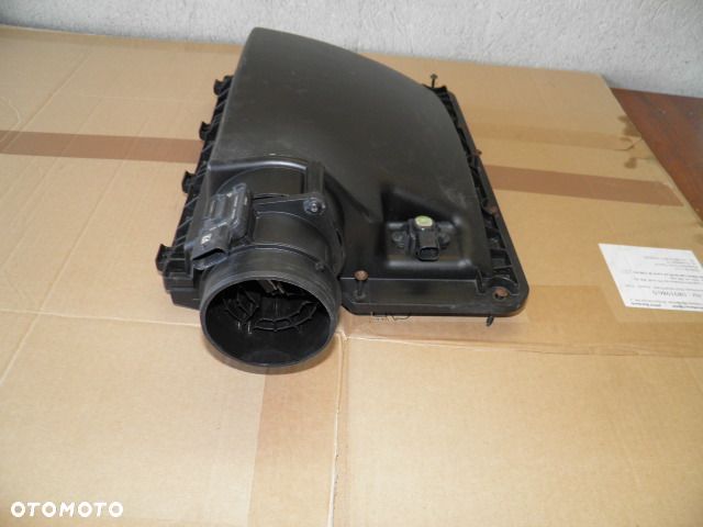 OBUDOWA FILTRA POWIETRZA MERCEDES SPRINTER 906 - 1