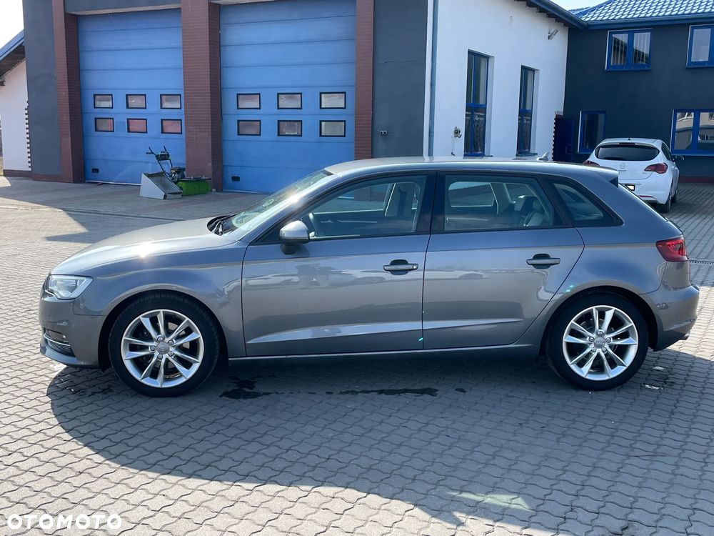Audi A3 Sportback 2.0 TDI (clean diesel) Ambition - 1