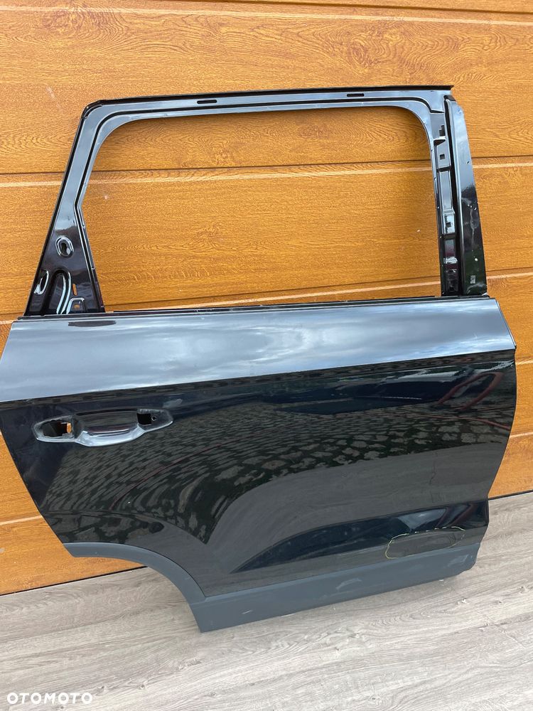 Skoda Karoq drzwi prawe przód tył przednie czarne w kolor 575831312 ladne - 7