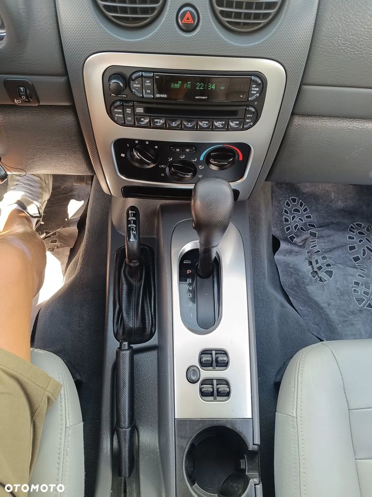 Jeep Cherokee 2.8 CRD Automatik Limited - 18