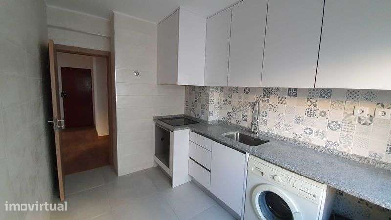 Apartamento T3 em Linda Velha para arrendamento - Grande imagem: 5/12