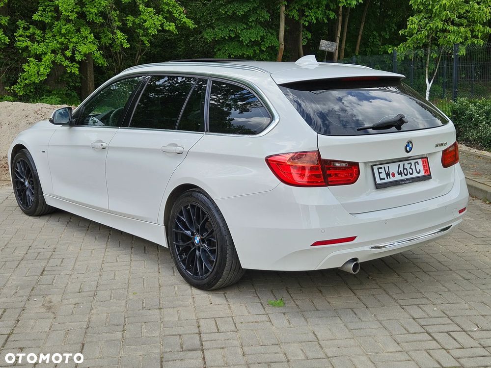 BMW Seria 3 318d Luxury Line - 2