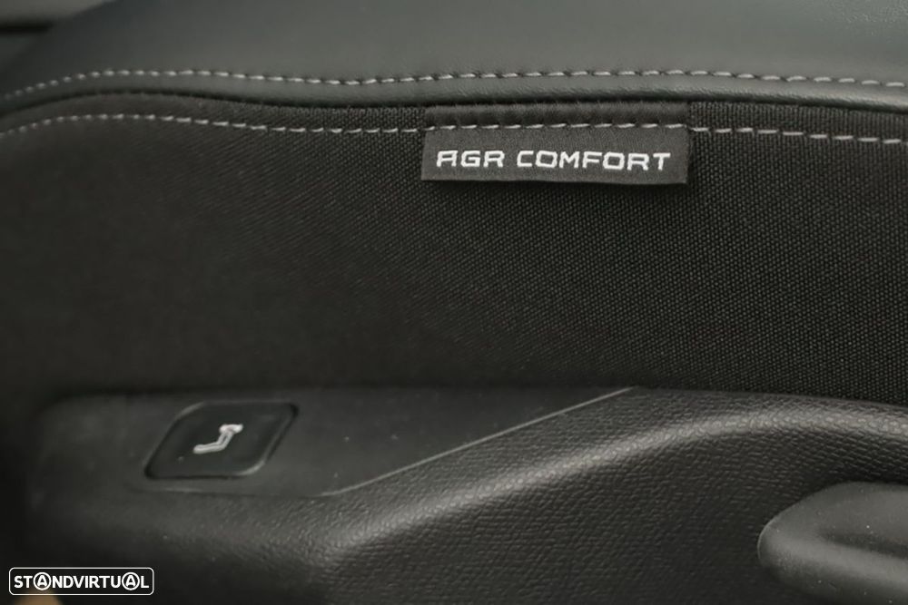 Peugeot 408 1.2 PureTech Allure EAT8 - 21