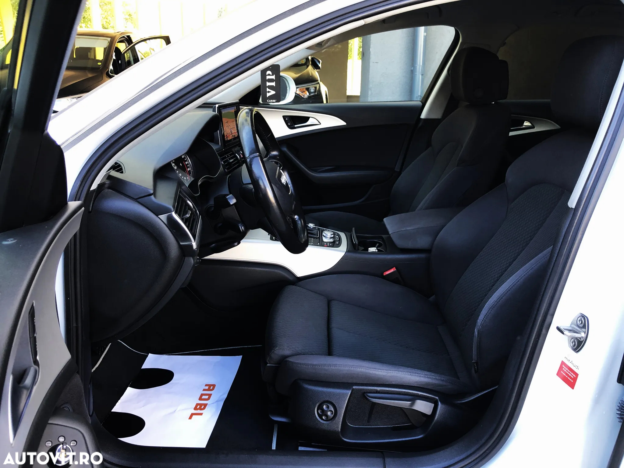 Audi A6 Avant 2.0 TDI Ultra S tronic - 9