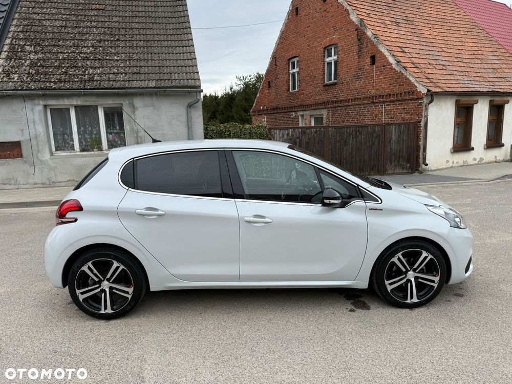 Peugeot 208 PureTech 110 Stop & Start EAT6 Tech Edition - 8