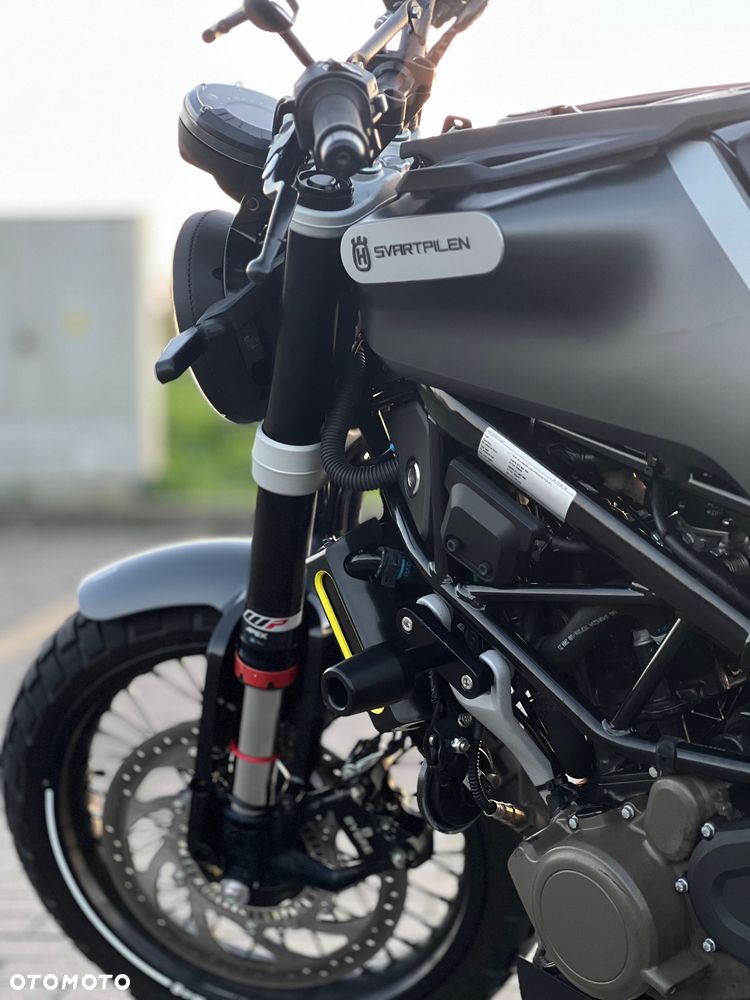 Husqvarna Svartpilen - 11