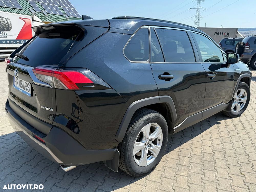 Toyota RAV4 - 12