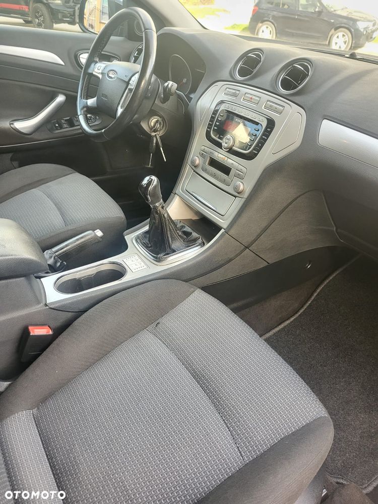 Ford Mondeo 2.0 Black Magic - 29