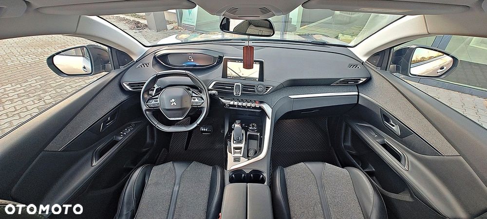 Peugeot 3008 1.6 PureTech GPF Allure S&S EAT8 - 19