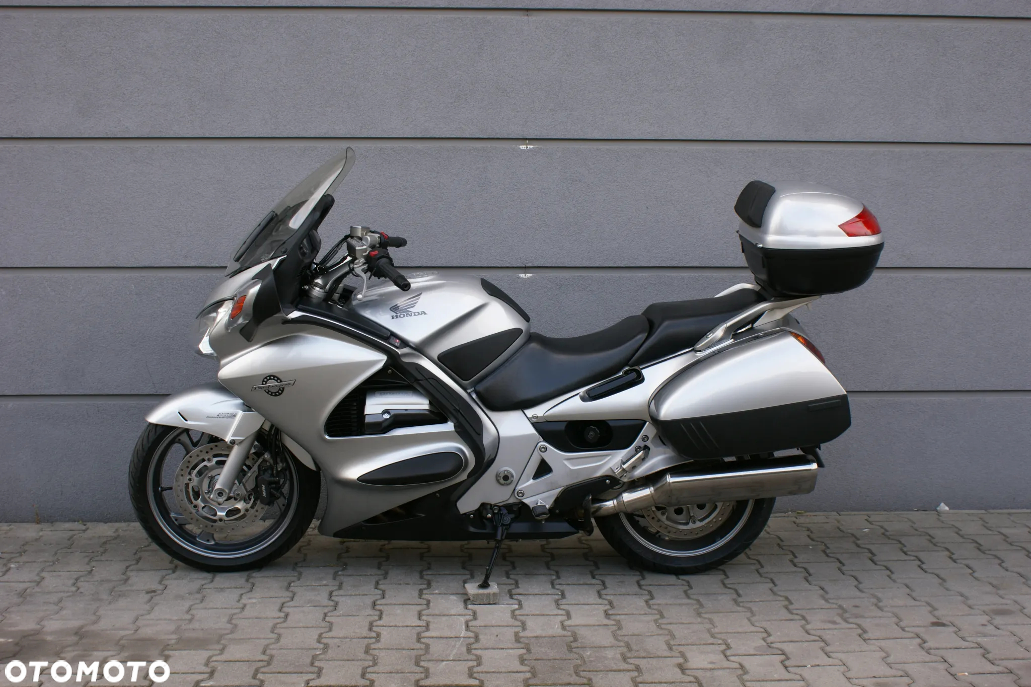 Honda ST - 5